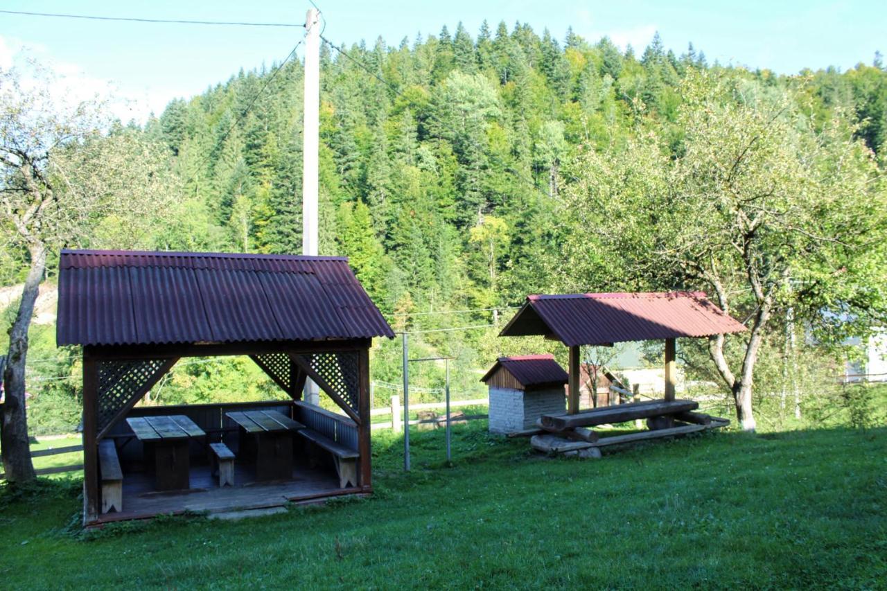 Cottage "Karpatske Shale" Yaremche Luaran gambar